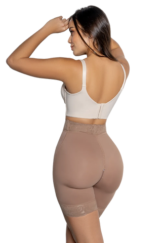 Woman wearing Shorts Butt Enhancer With Hooks shapewear by Jackie London